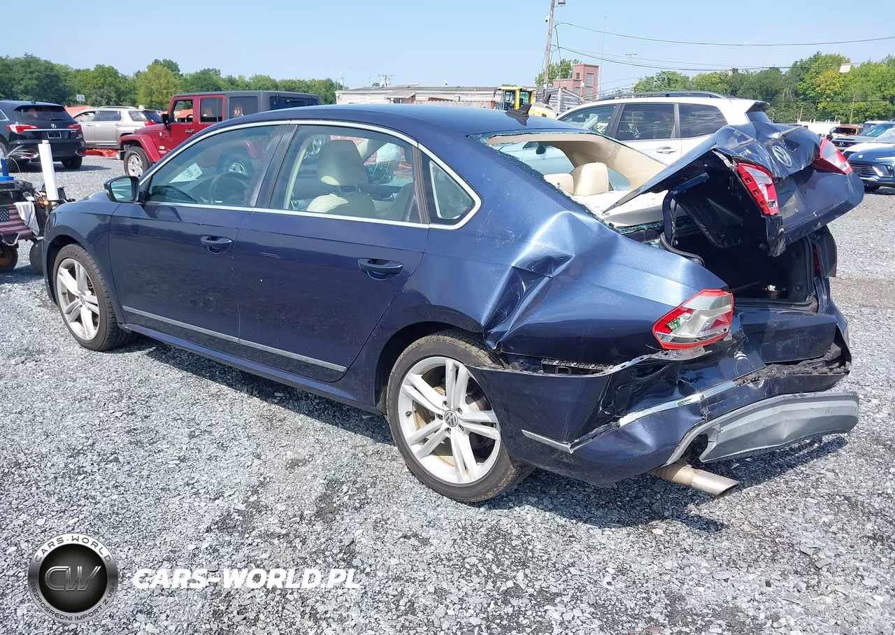 2013 Volkswagen Passat 2.0L Tdi Se VIN:1VWBN7A32DC026399 - 3