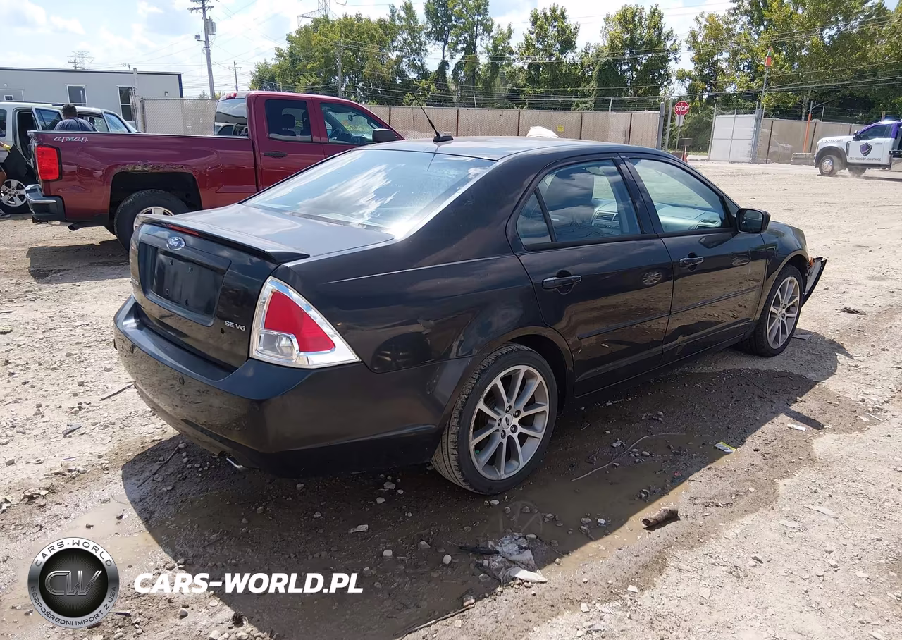 2009 Ford Fusion Se VIN:3FAHP071X9R207558 - 4