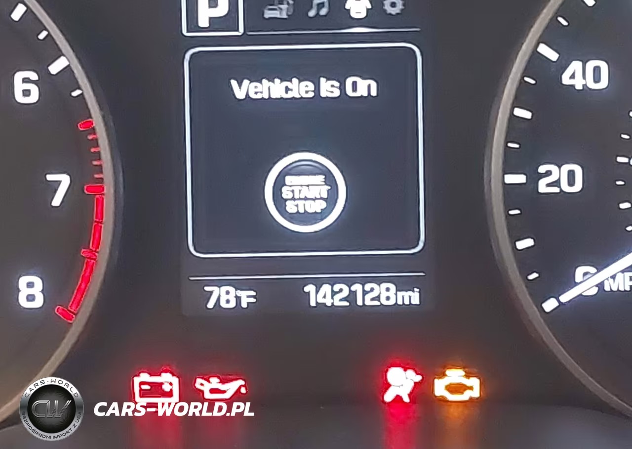 2018 Hyundai Elantra Value Edition VIN:5NPD84LF7JH220869 - 15