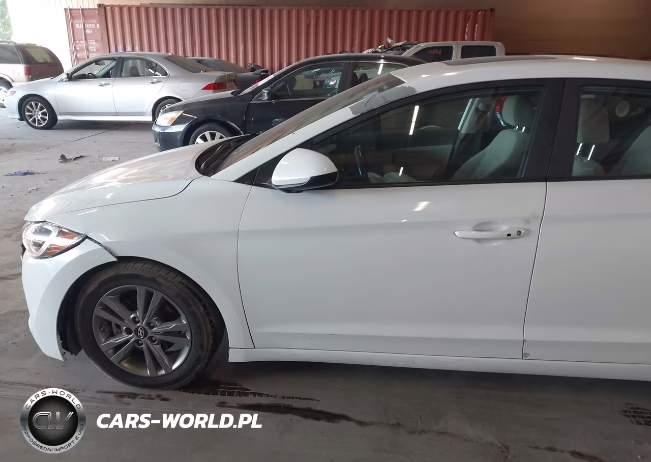 2018 Hyundai Elantra Value Edition VIN:5NPD84LF7JH220869 - 21