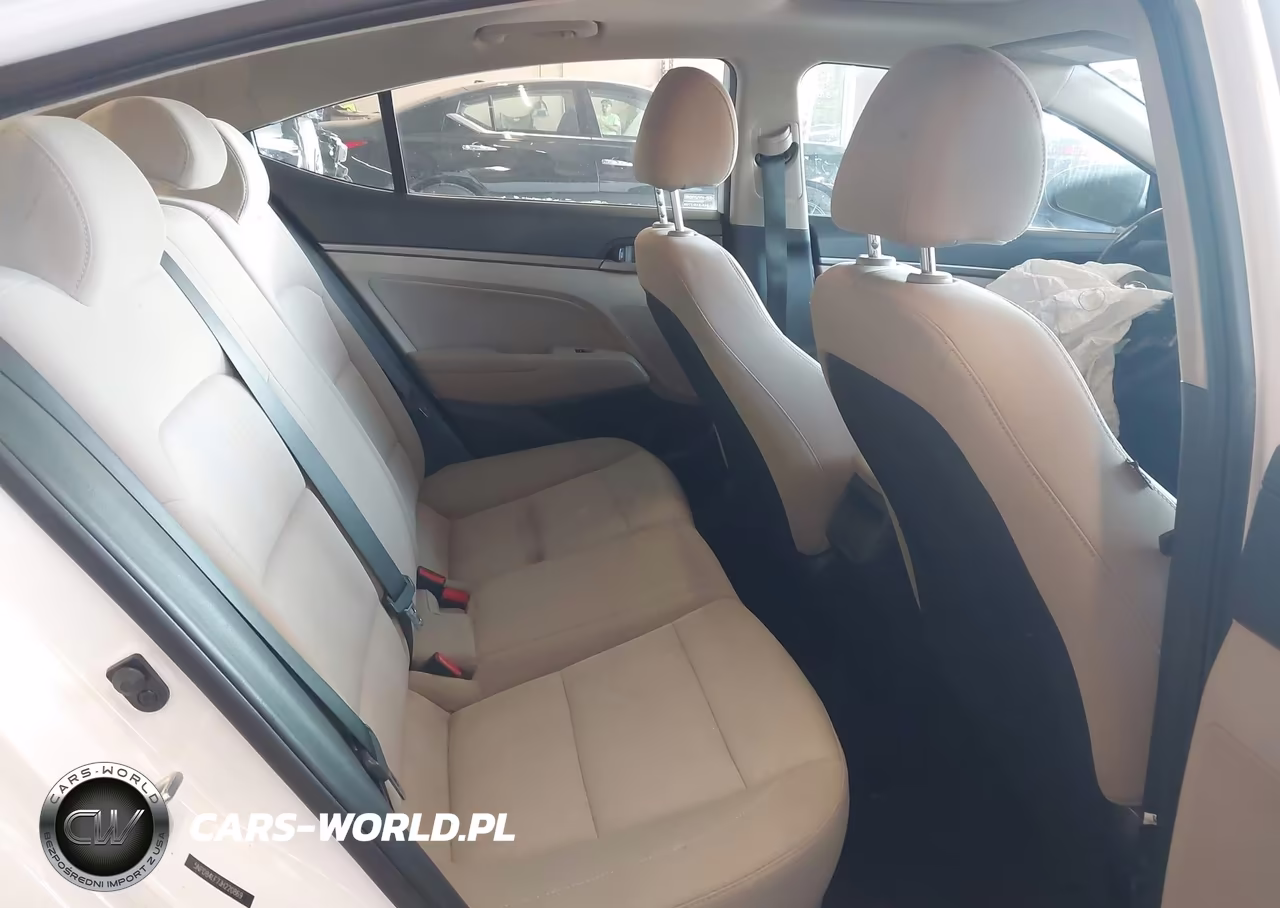 2018 Hyundai Elantra Value Edition VIN:5NPD84LF7JH220869 - 8