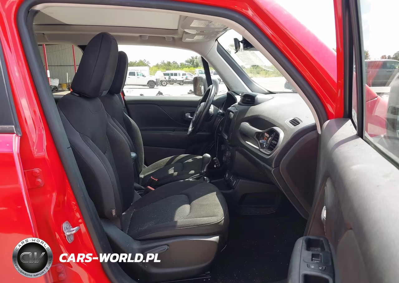 2019 Jeep Renegade Altitude 4X4 VIN:ZACNJBBB1KPK24627 - 5