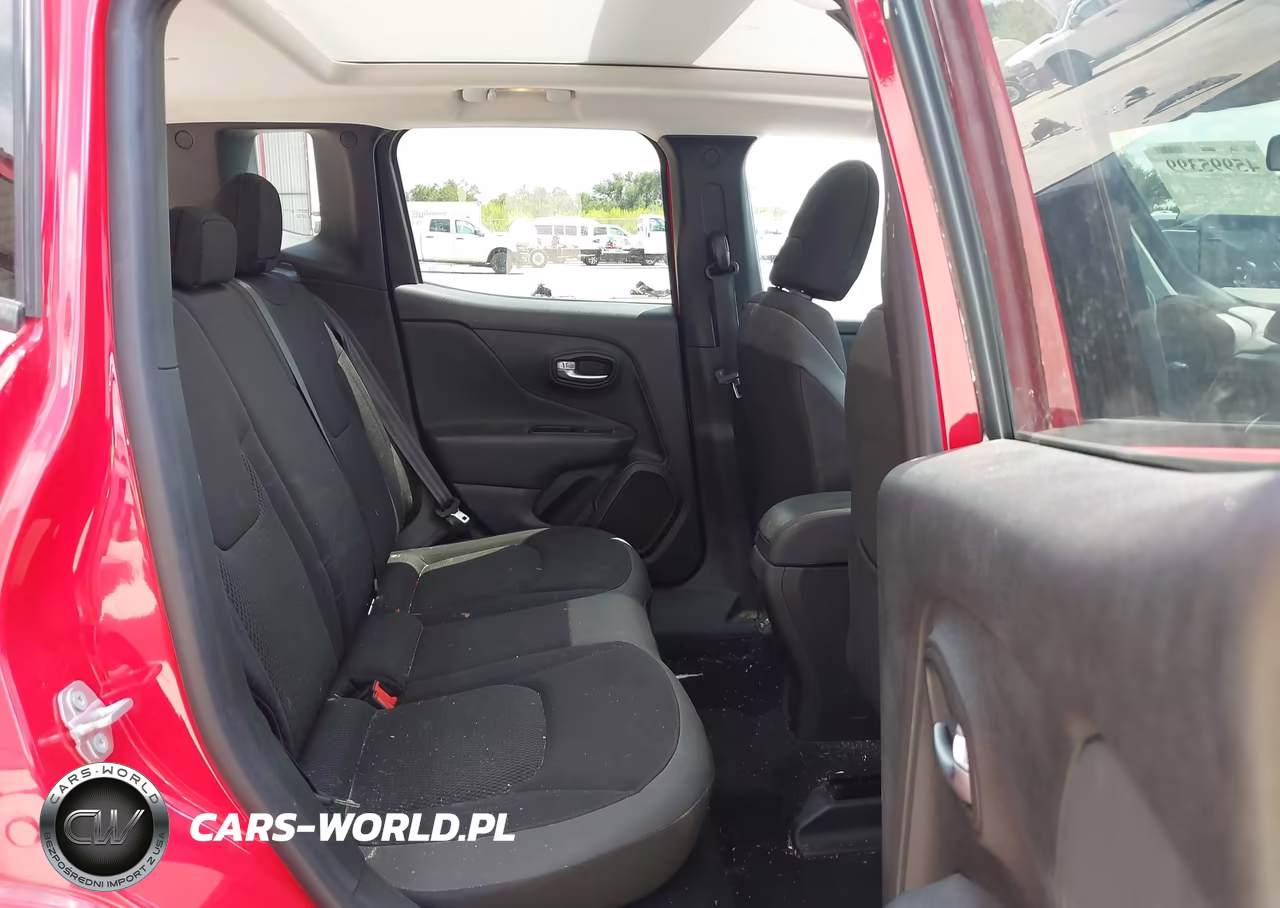 2019 Jeep Renegade Altitude 4X4 VIN:ZACNJBBB1KPK24627 - 8