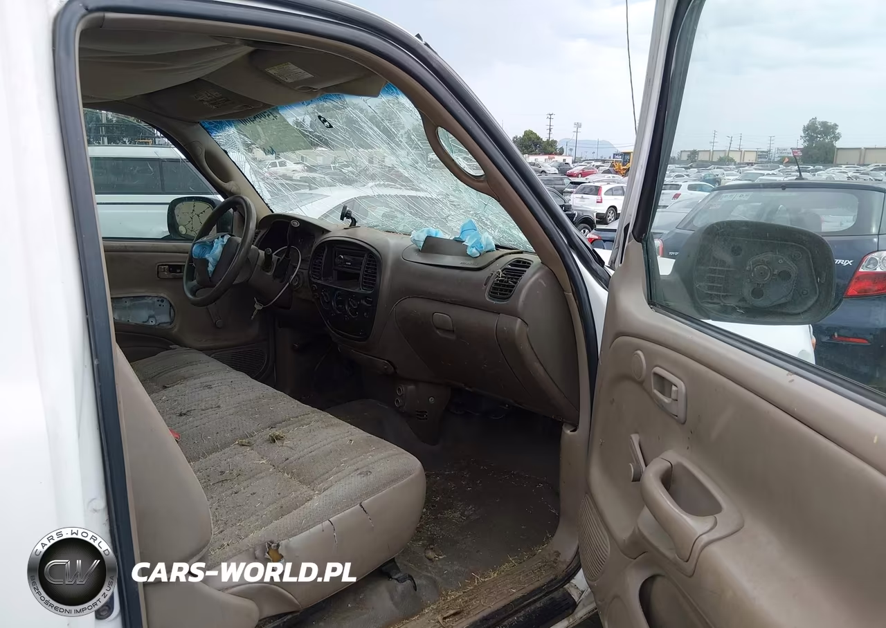 2003 Toyota Tundra VIN:5TBJN32183S433976 - 5