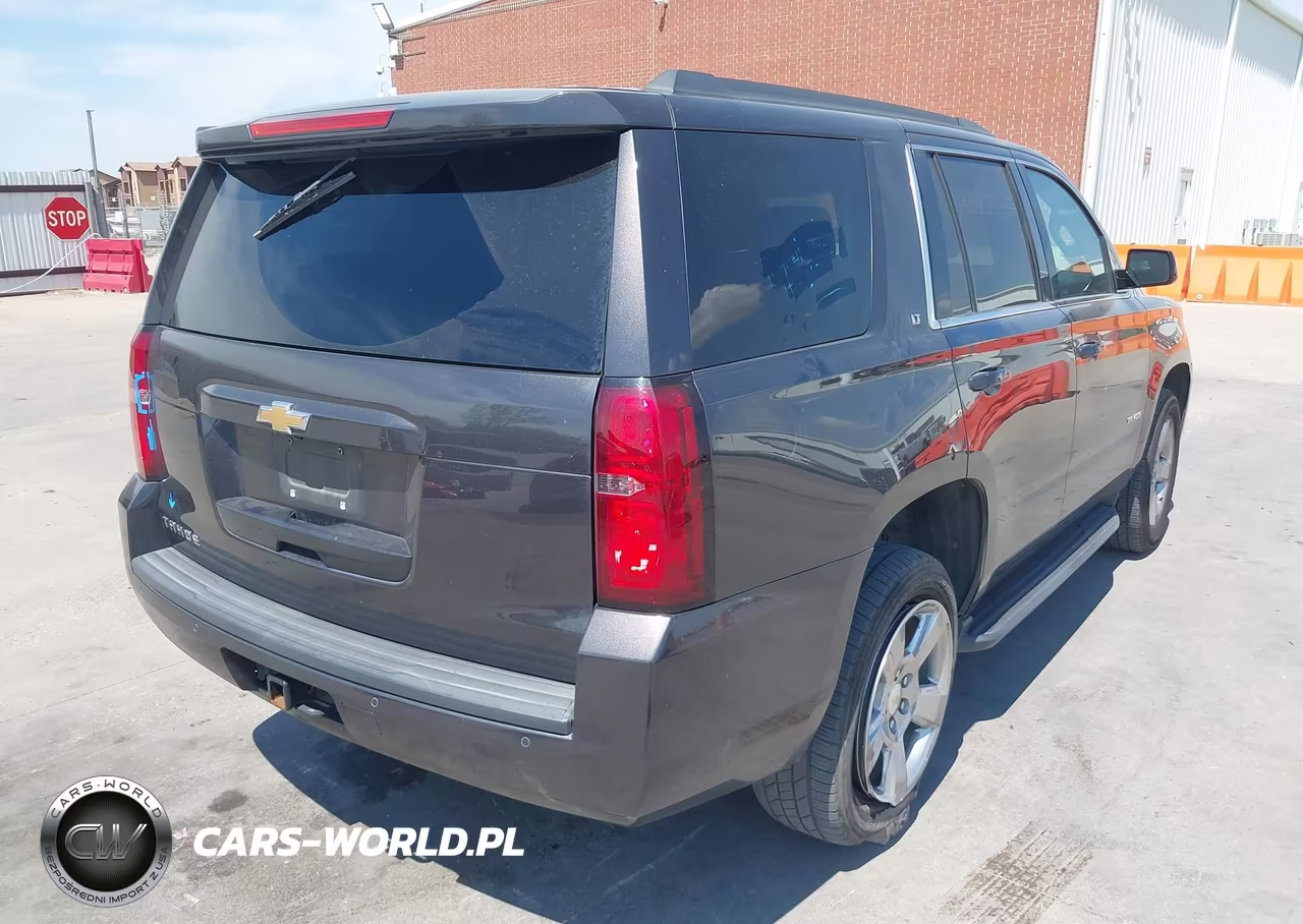 2018 Chevrolet Tahoe Lt VIN:1GNSCBKC6JR378136 - 4