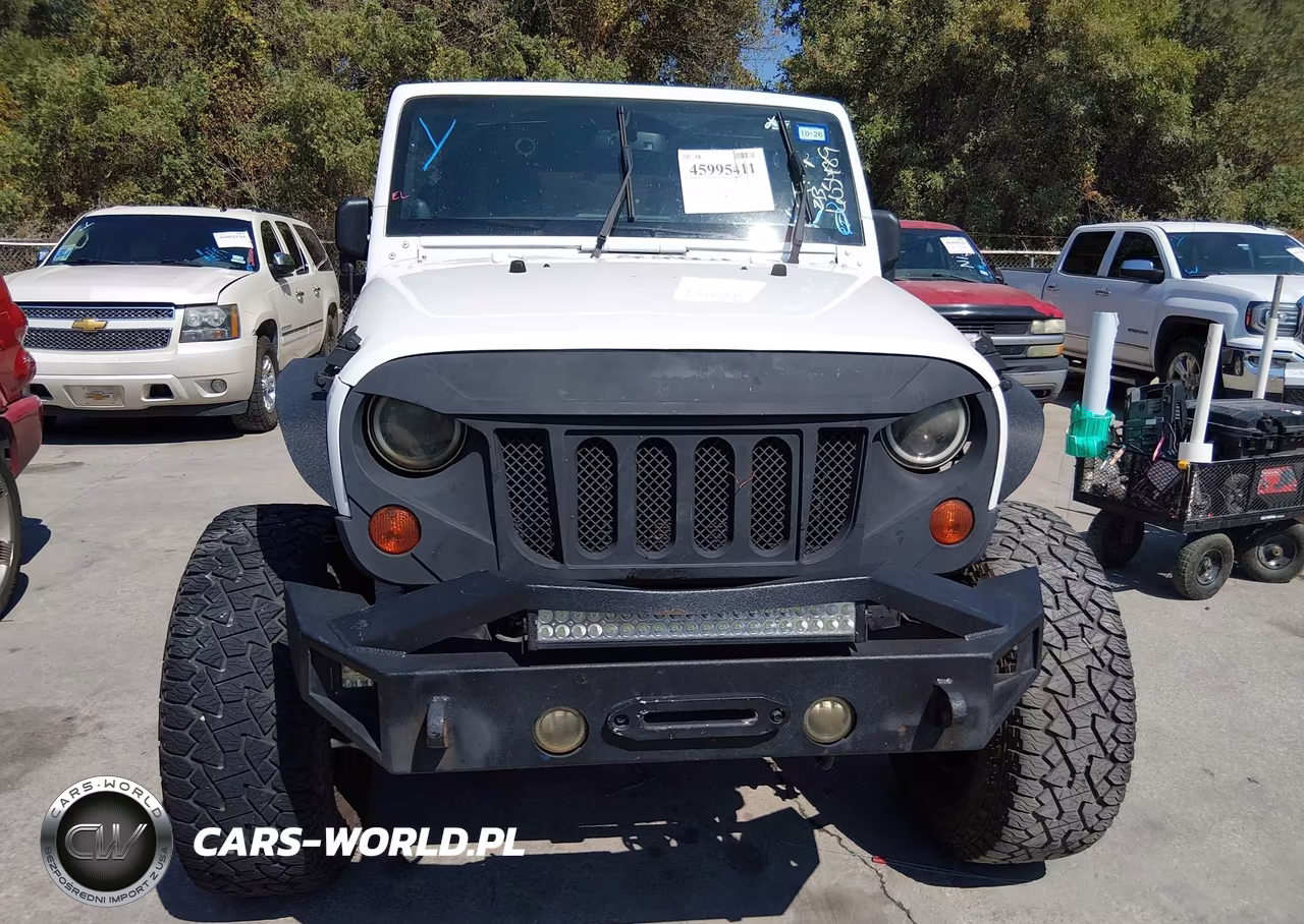 2013 Jeep Wrangler Unlimited Sport VIN:1C4HJWDG4DL605489 - 6