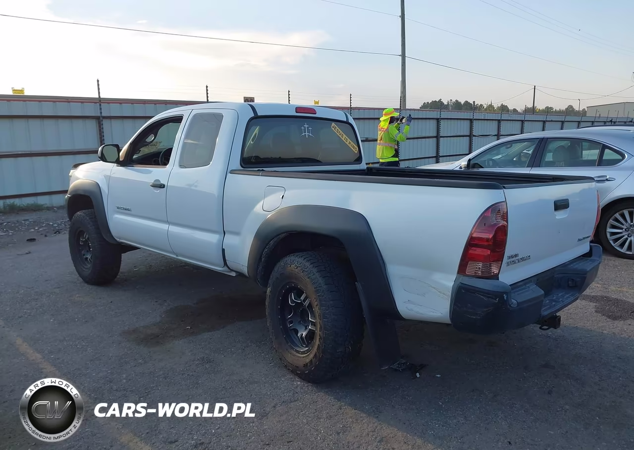 2013 Toyota Tacoma Prerunner VIN:5TFTX4GN3DX018281 - 3