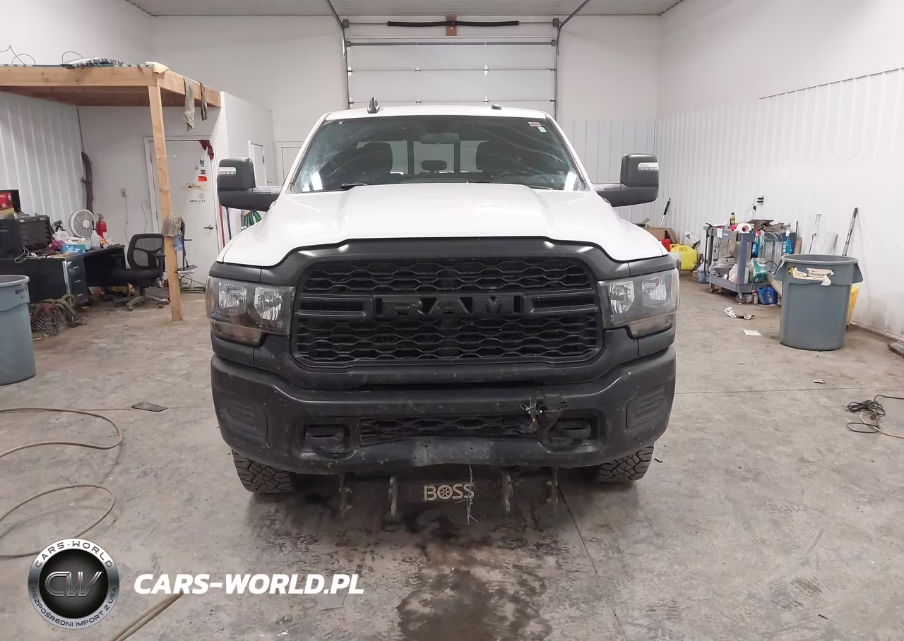 2024 Ram 2500 Tradesman 4X4 8' Box VIN:3C6UR5HJ2RG226588 - 16