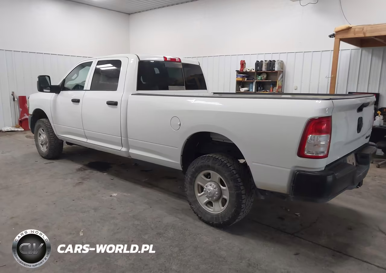 2024 Ram 2500 Tradesman 4X4 8' Box VIN:3C6UR5HJ2RG226588 - 3