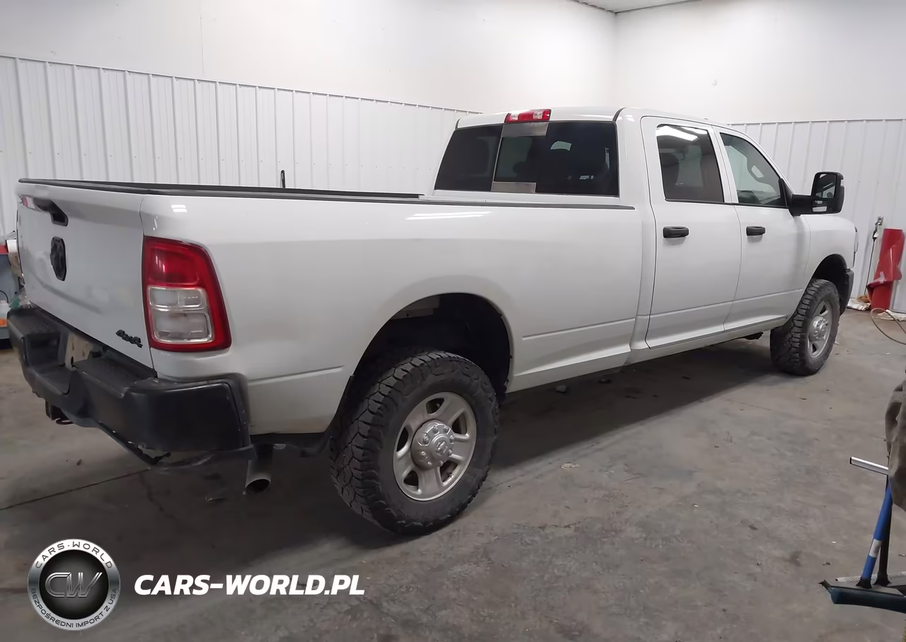 2024 Ram 2500 Tradesman 4X4 8' Box VIN:3C6UR5HJ2RG226588 - 4