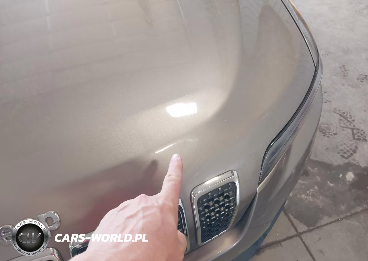 2019 Jeep Cherokee Latitude 4X4 VIN:1C4PJMCB1KD412570 - 6