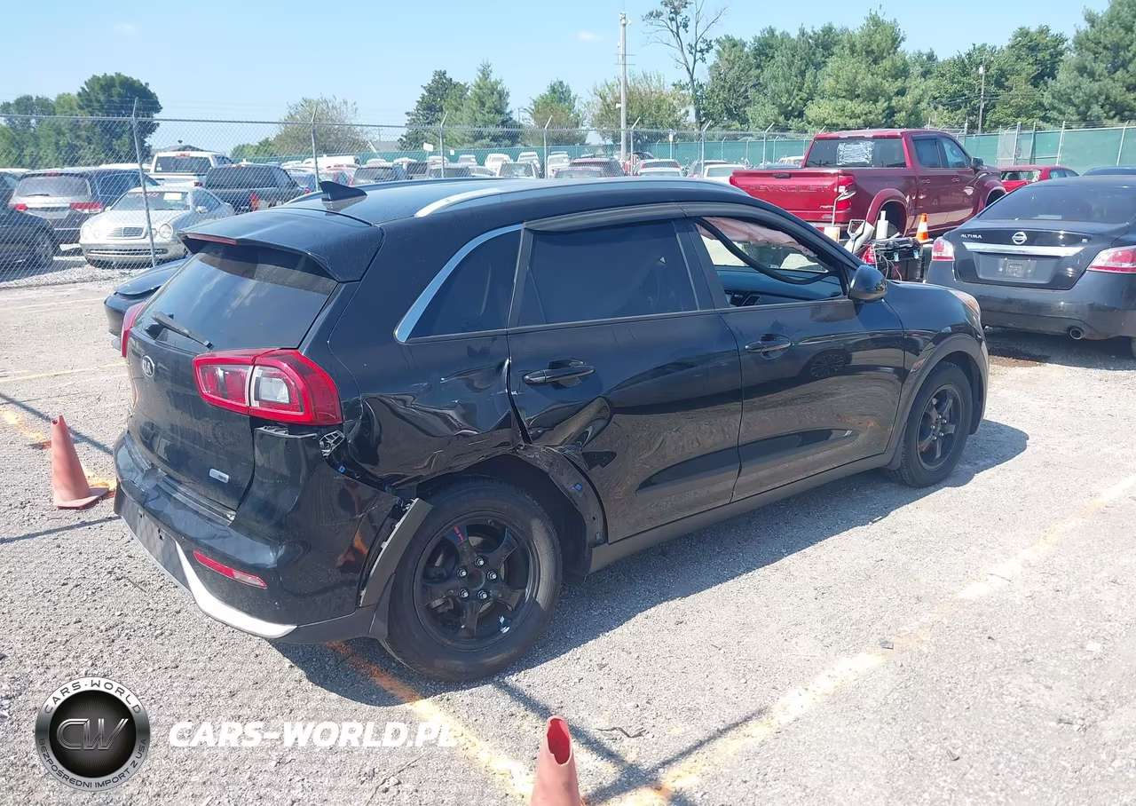 2017 Kia Niro Lx VIN:KNDCB3LC8H5049329 - 4