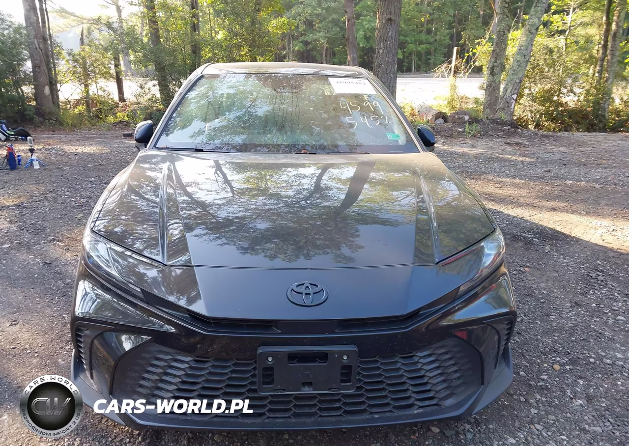 2026 Toyota Camry Se VIN:4T1DAACK5TU244186 - 12