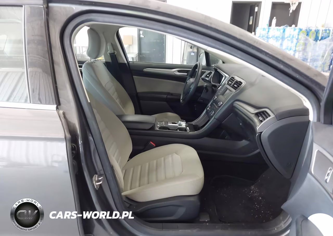 2018 Ford Fusion Hybrid S VIN:3FA6P0UU0JR122318 - 5