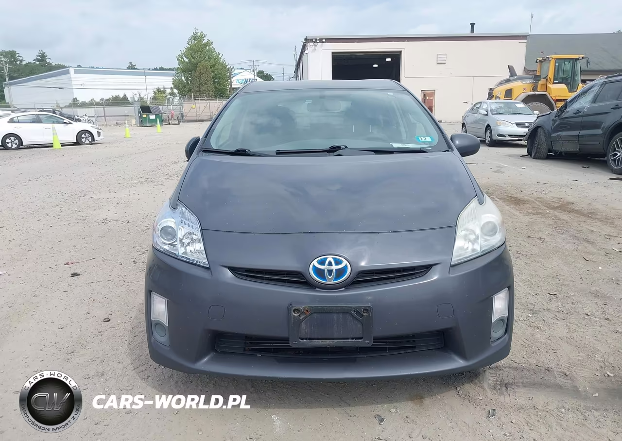 2011 Toyota Prius Two VIN:JTDKN3DU7B0300632 - 12