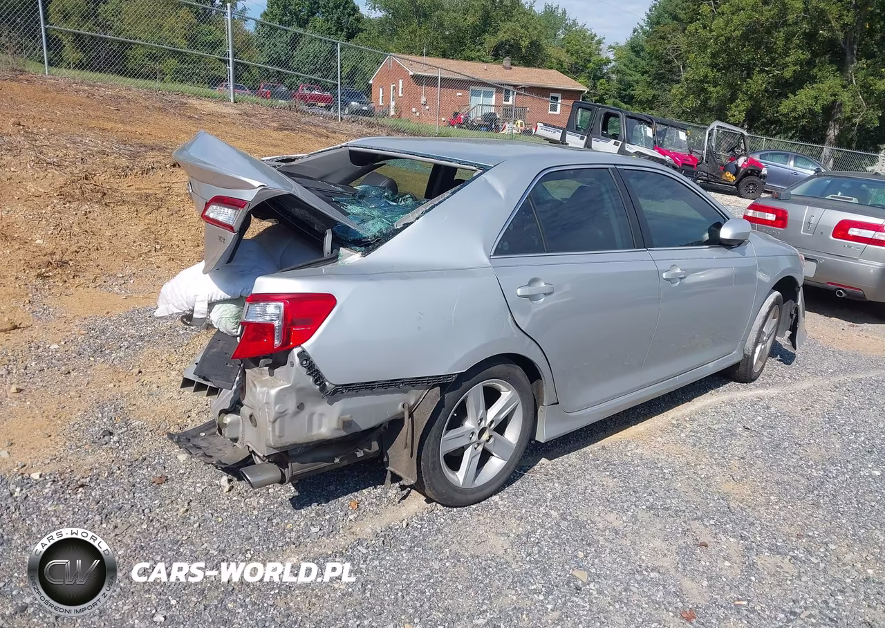 2014 Toyota Camry Se VIN:4T1BF1FK2EU389550 - 4