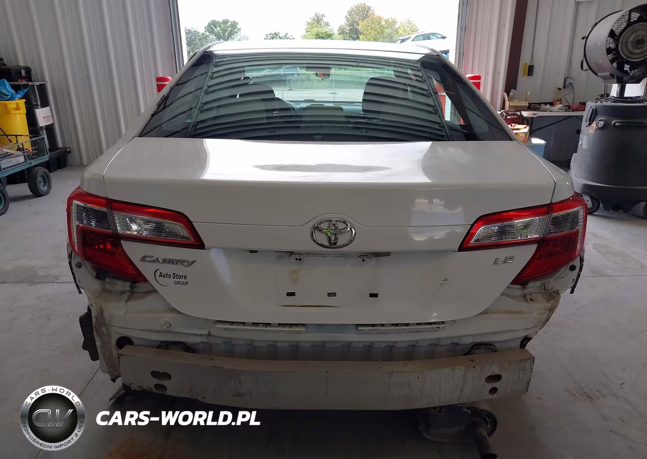 2014 Toyota Camry Le VIN:4T4BF1FK0ER414189 - 16