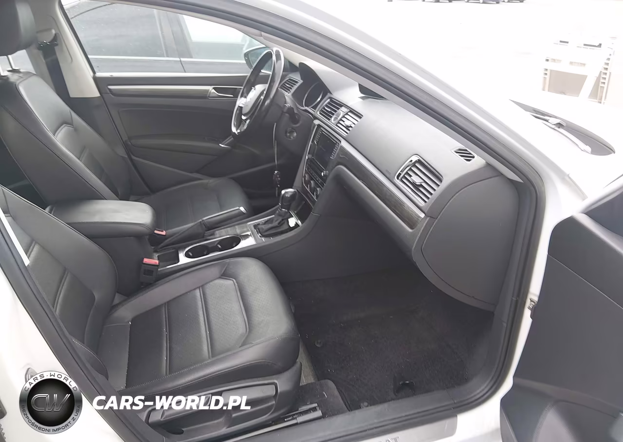 2017 Volkswagen Passat 1.8T Se VIN:1VWGT7A30HC057863 - 5