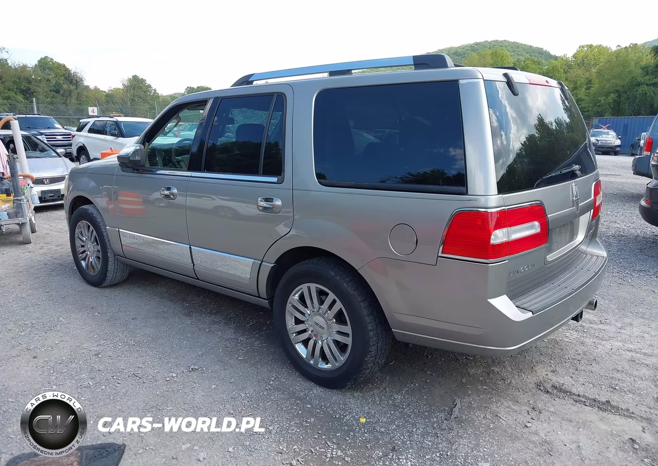 2008 Lincoln Navigator VIN:5LMFU28558LJ13651 - 3