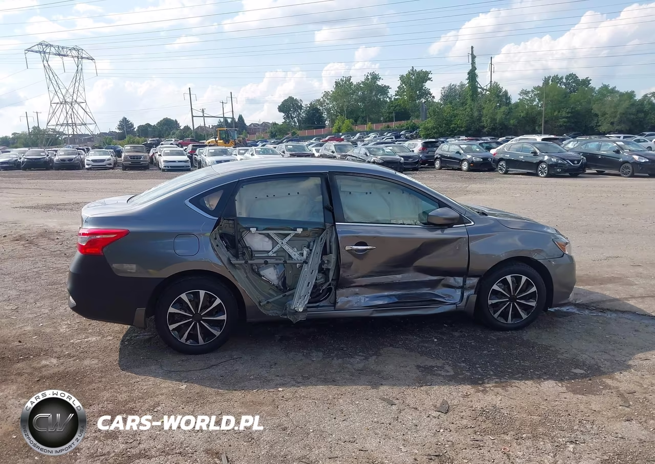 2018 Nissan Sentra S VIN:3N1AB7AP7JY206588 - 12