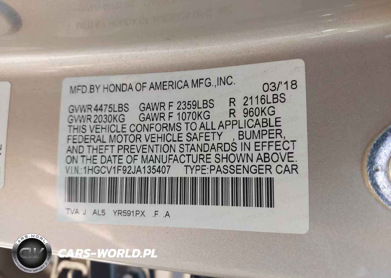 2018 Honda Accord Touring VIN:1HGCV1F92JA135407 - 9
