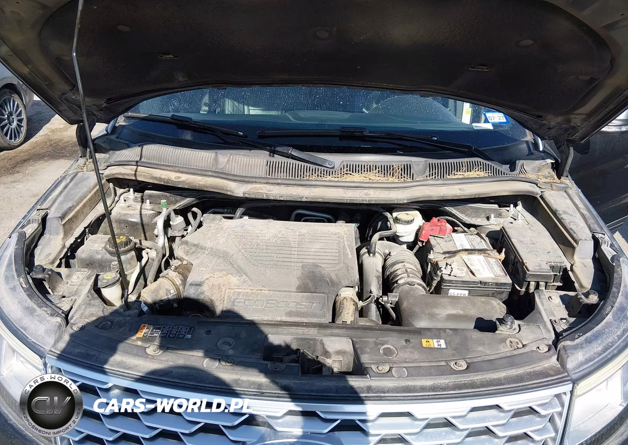 2018 Ford Explorer Platinum VIN:1FM5K8HT1JGA91510 - 10