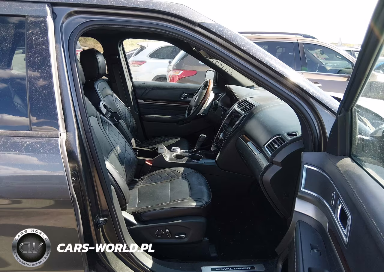 2018 Ford Explorer Platinum VIN:1FM5K8HT1JGA91510 - 5