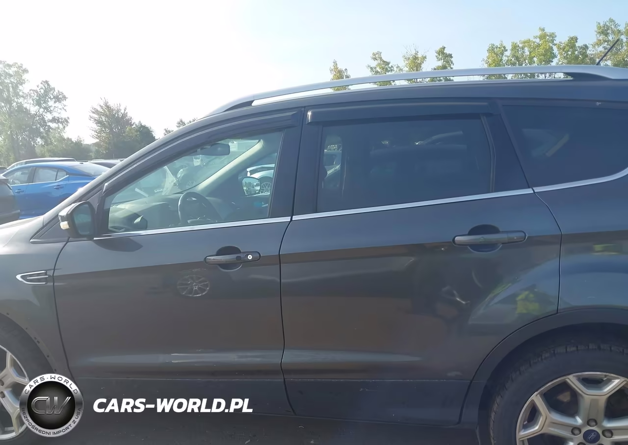 2018 Ford Escape Titanium VIN:1FMCU9J93JUA21224 - 15