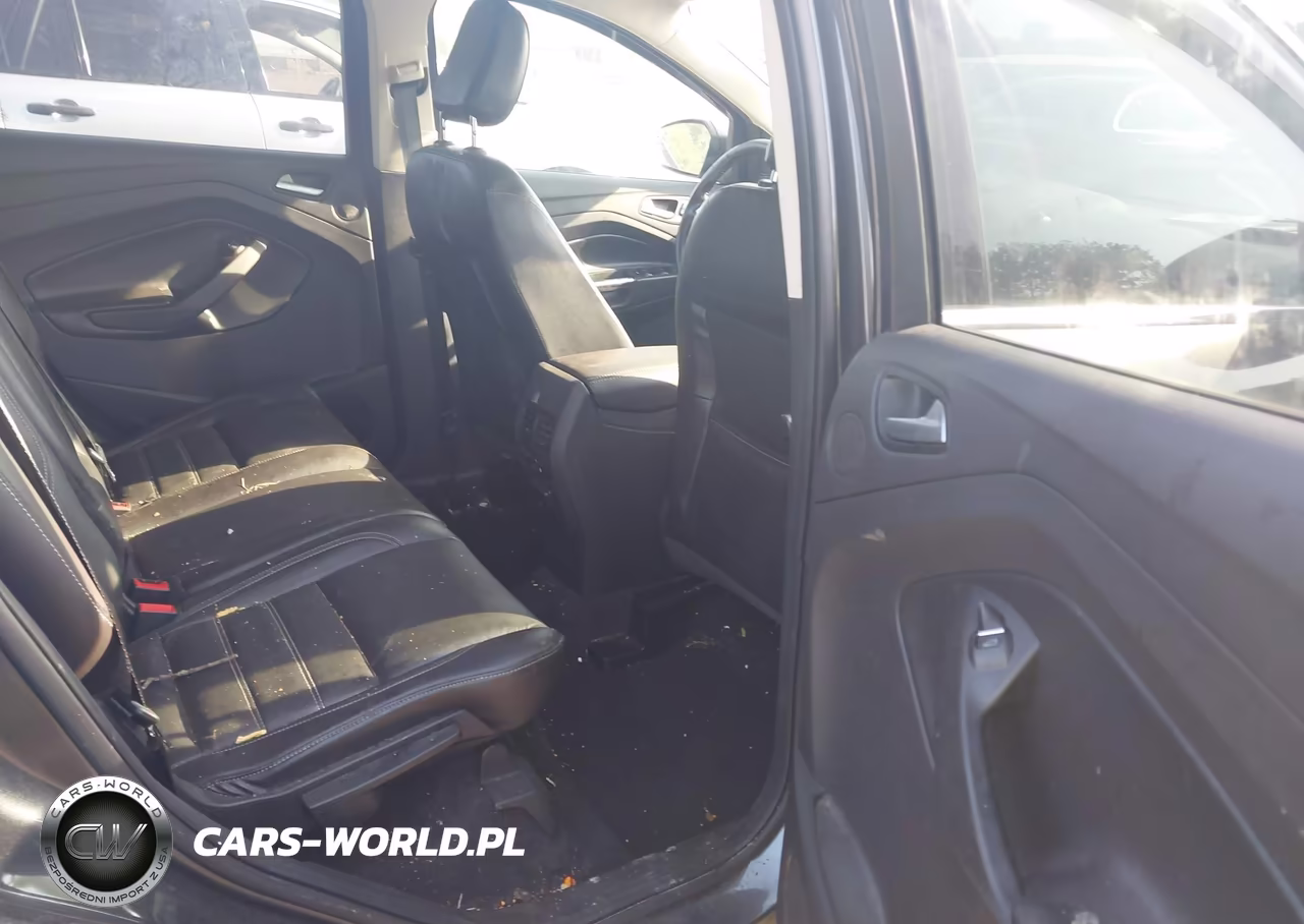 2018 Ford Escape Titanium VIN:1FMCU9J93JUA21224 - 8