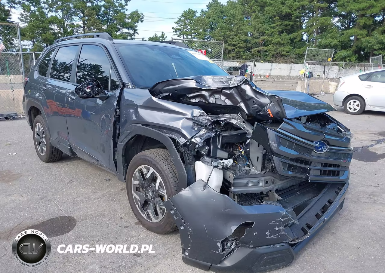 2025 Subaru Forester Premium