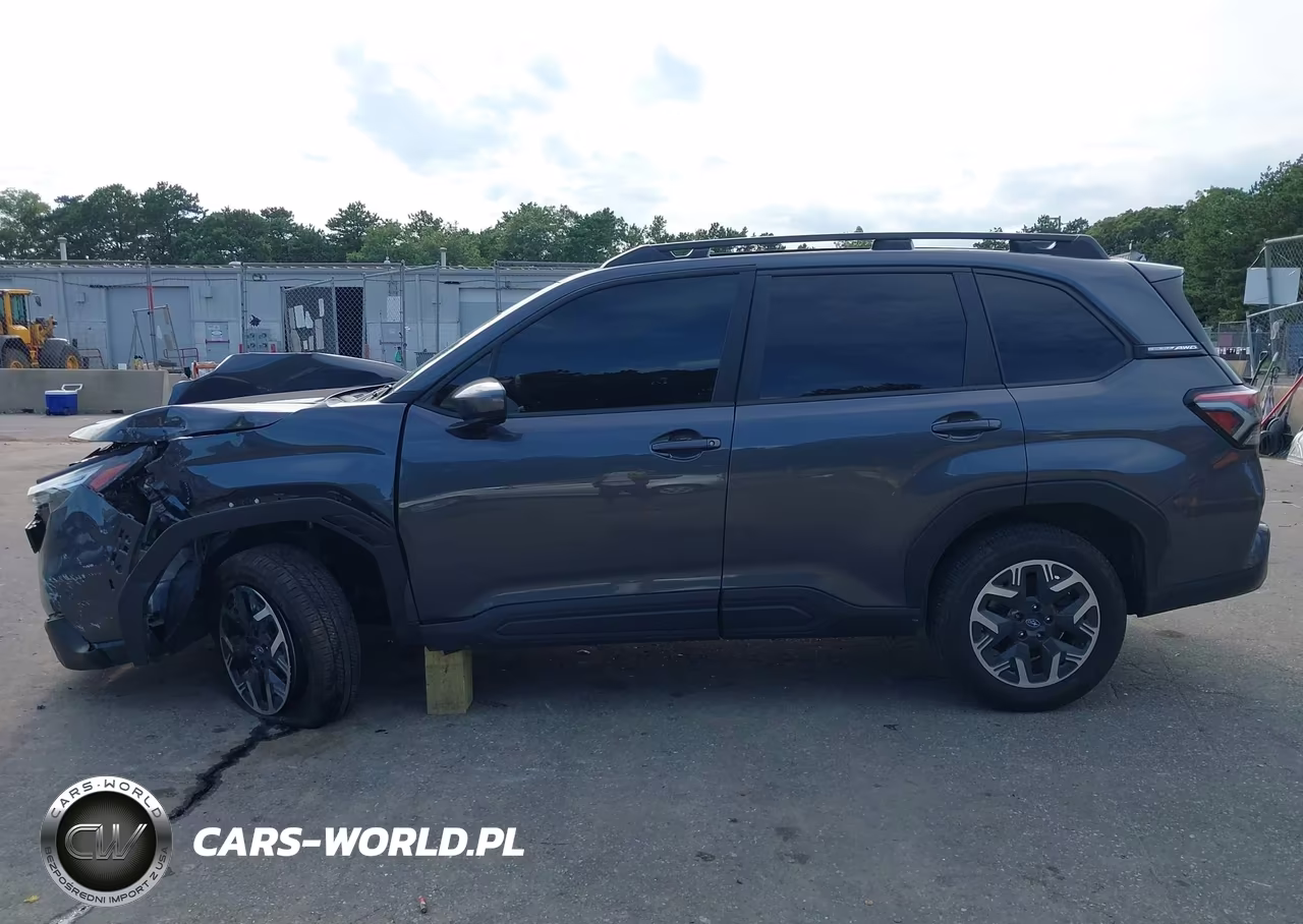 2025 Subaru Forester Premium VIN:JF2SLDDCXSH465001 - 15