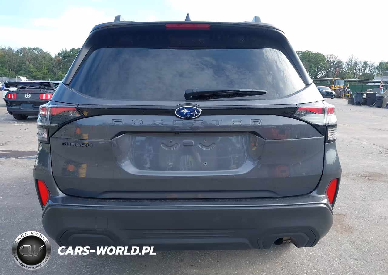 2025 Subaru Forester Premium VIN:JF2SLDDCXSH465001 - 17