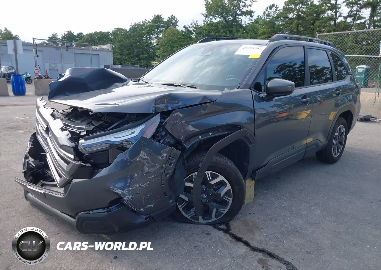 2025 Subaru Forester Premium VIN:JF2SLDDCXSH465001 - 2