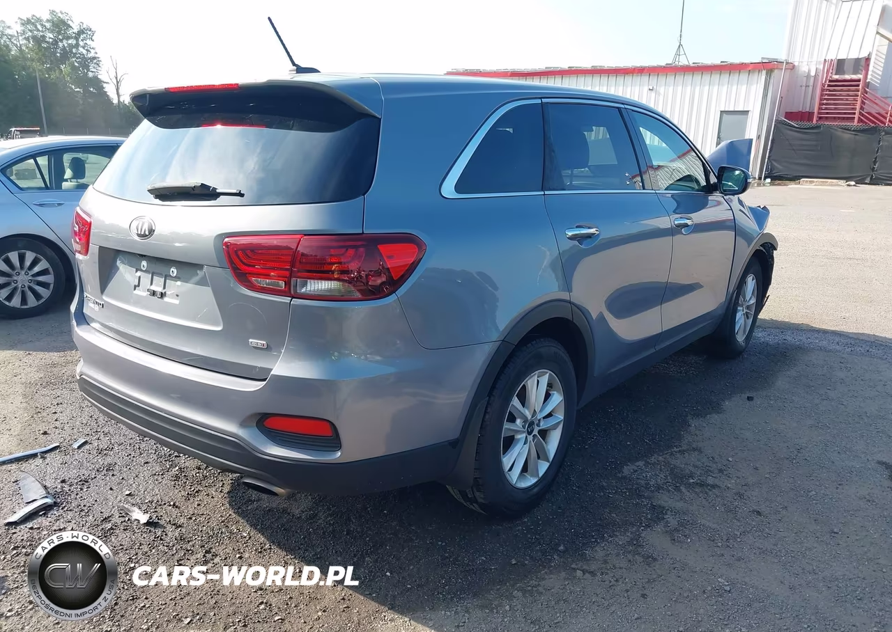 2019 Kia Sorento 2.4L L VIN:5XYPG4A32KG598972 - 4