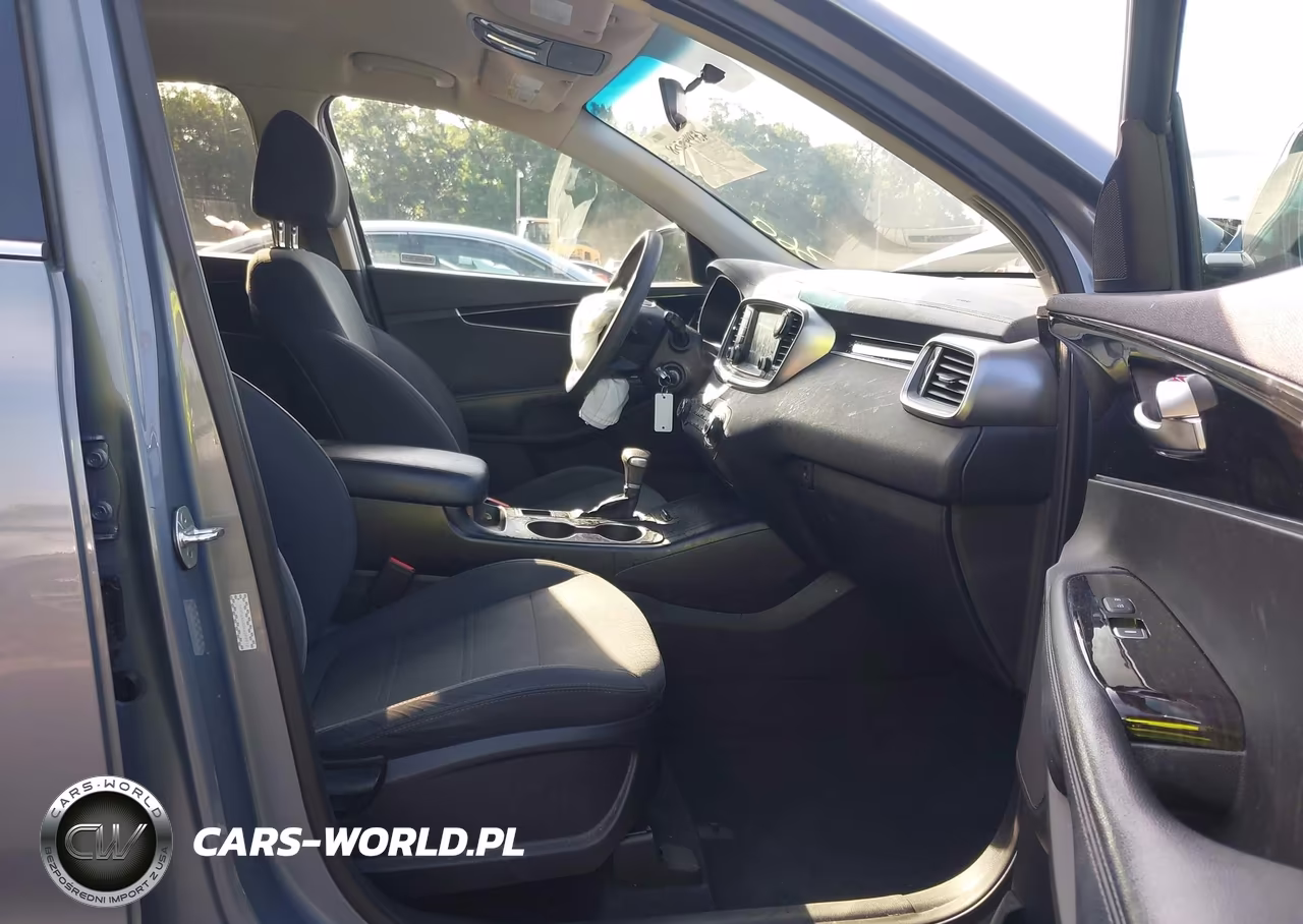 2019 Kia Sorento 2.4L L VIN:5XYPG4A32KG598972 - 5