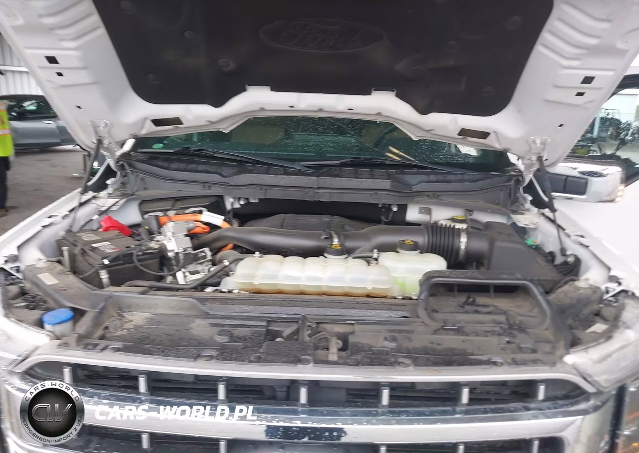 2022 Ford F-150 Lariat VIN:1FTFW1ED5NFA61018 - 10