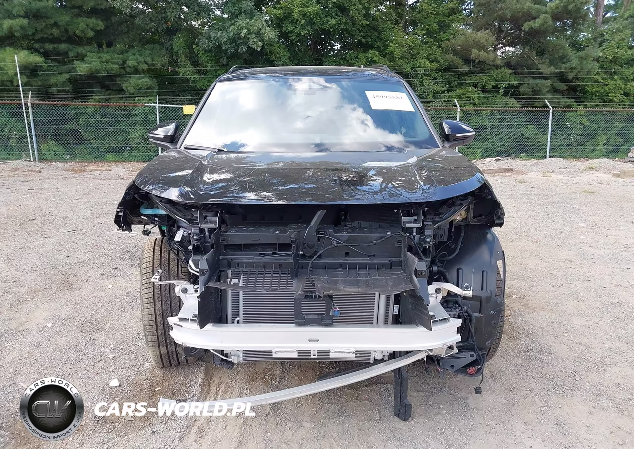 2026 Volkswagen Tiguan Se R-Line Black VIN:3VVGR7RM0TM065386 - 13