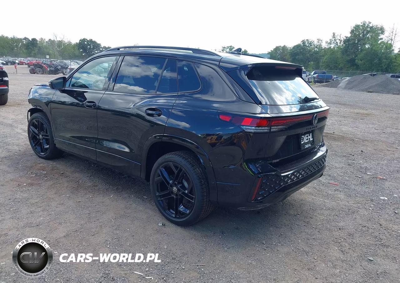 2026 Volkswagen Tiguan Se R-Line Black VIN:3VVGR7RM0TM065386 - 3