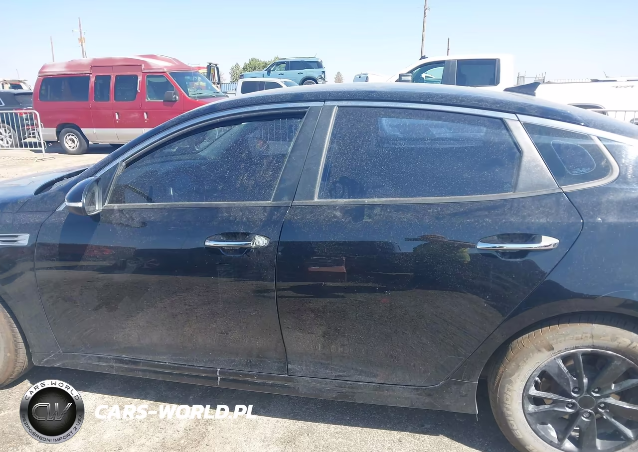 2016 Kia Optima Lx VIN:5XXGT4L34GG084156 - 13