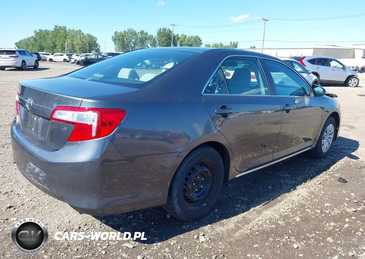 2012 Toyota Camry Le VIN:4T4BF1FK3CR193328 - 4