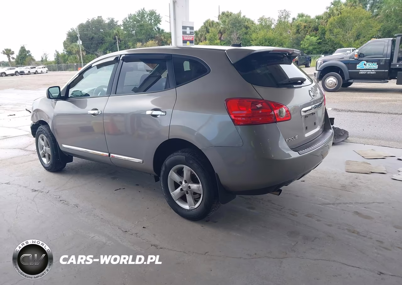 2013 Nissan Rogue S VIN:JN8AS5MT7DW547029 - 3