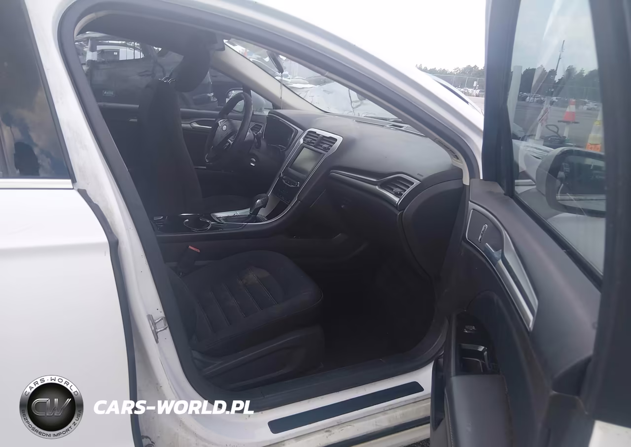 2014 Ford Fusion Se VIN:3FA6P0HD2ER233338 - 5