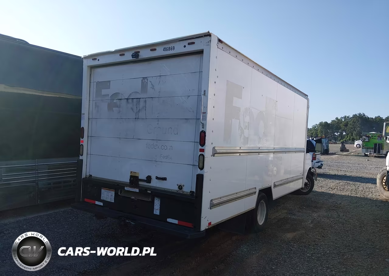 2013 GMC Savana Cutaway 3500 VIN:1GD374CG8D1183345 - 4