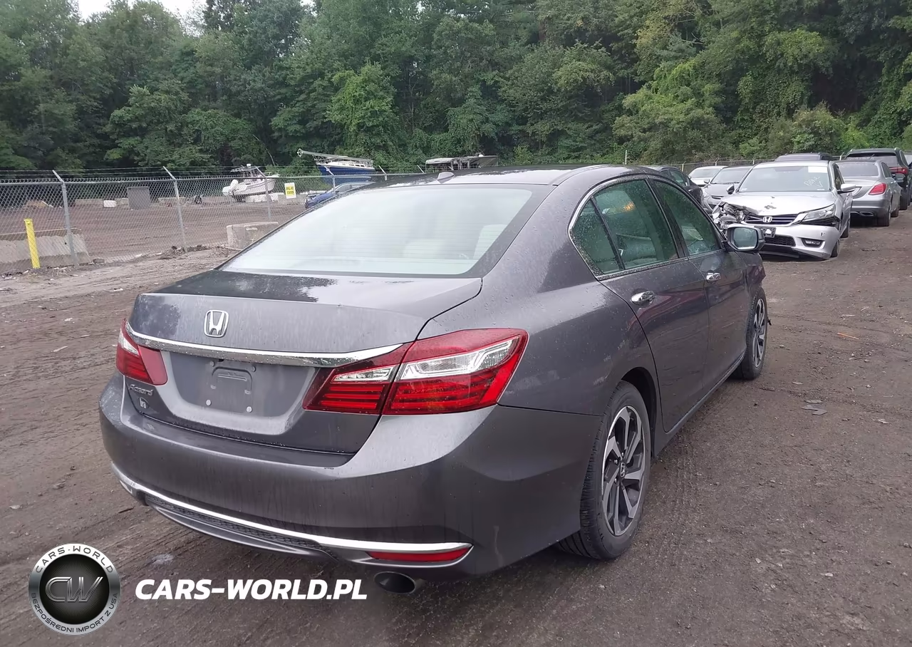 2017 Honda Accord Ex-L VIN:1HGCR2F82HA242923 - 4