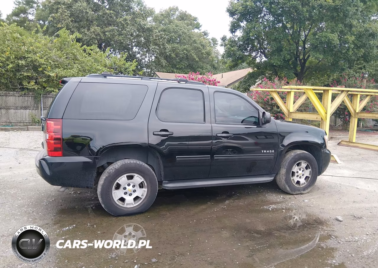 2013 Chevrolet Tahoe Lt VIN:1GNSKBE09DR203422 - 11