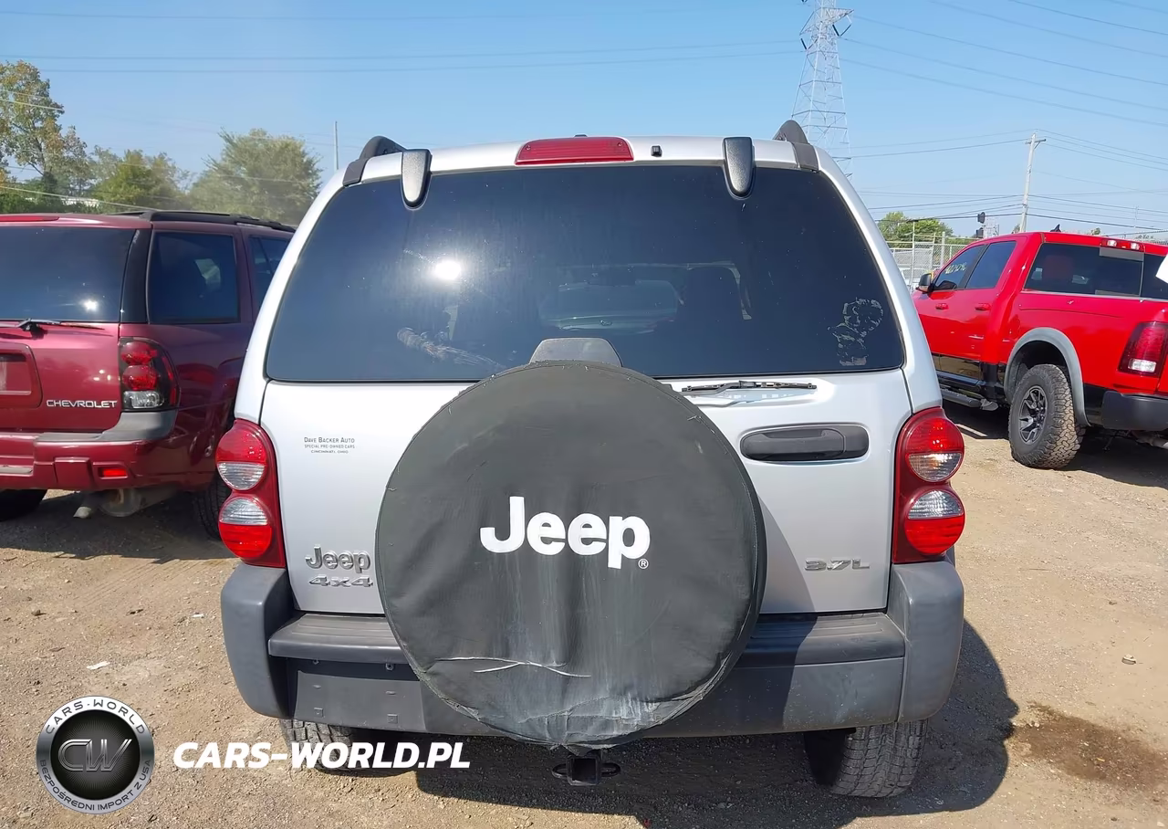 2006 Jeep Liberty Sport VIN:1J4GL48K76W275495 - 17