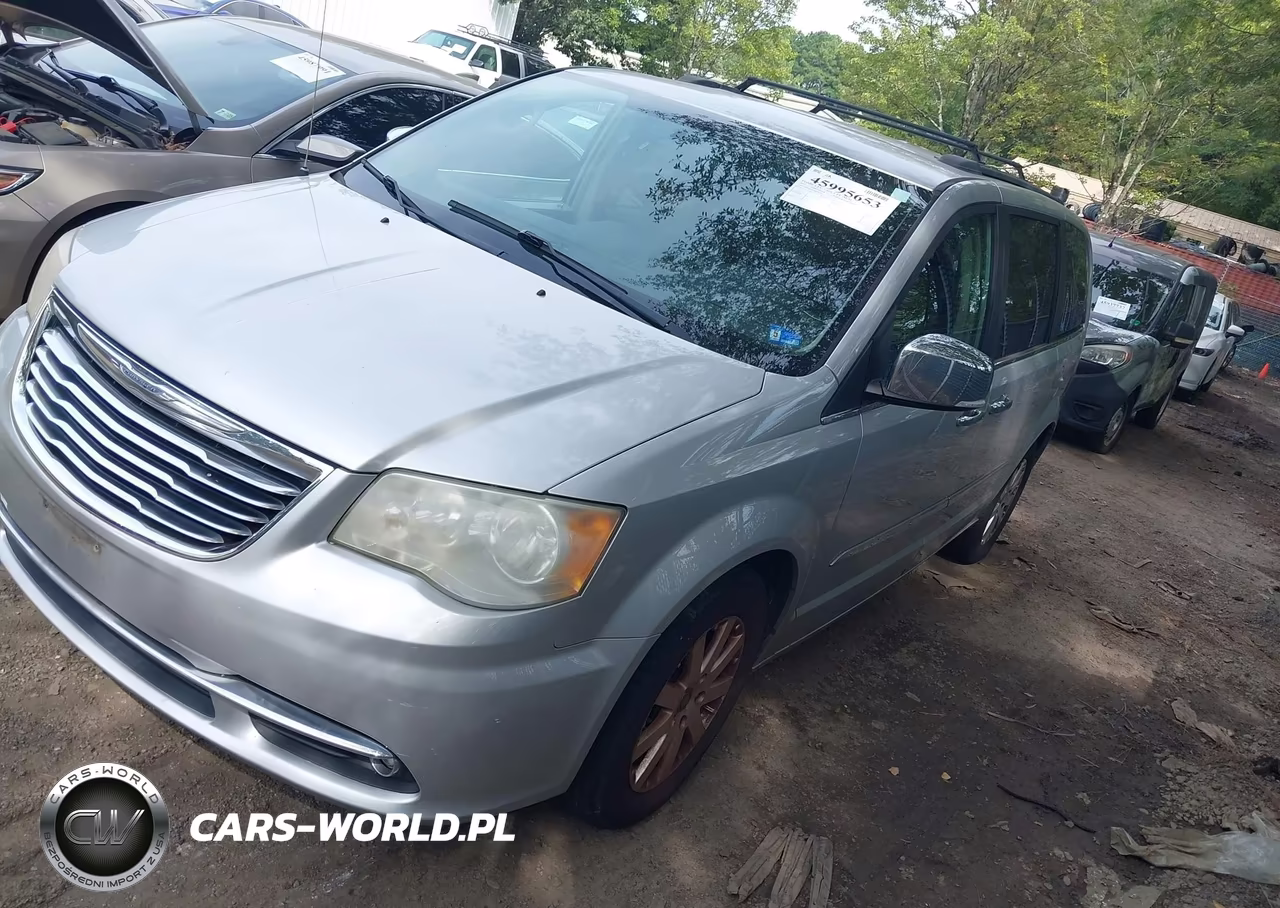2011 Chrysler Town & Country Touring-L VIN:2A4RR8DG6BR782262 - 2