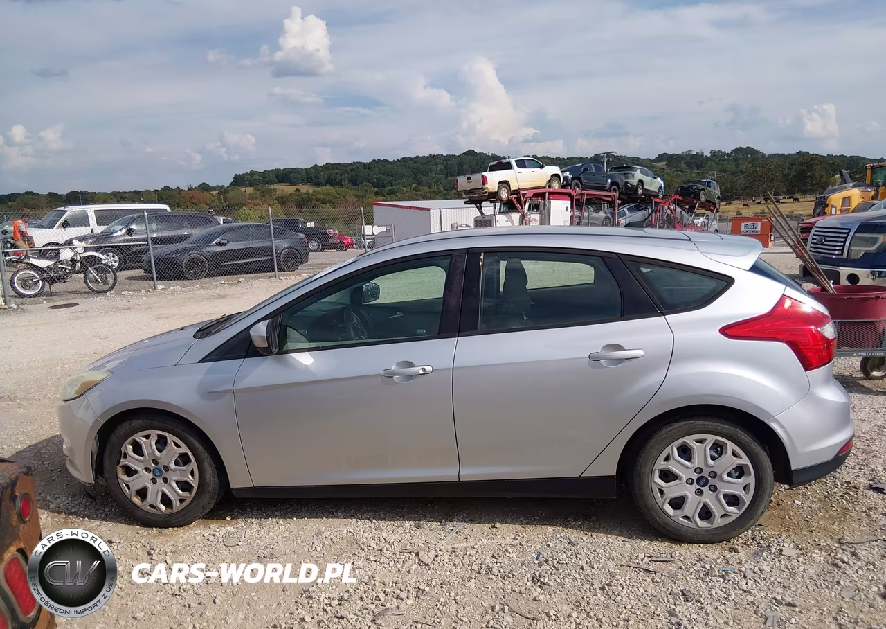 2012 Ford Focus Se VIN:1FAHP3K27CL313067 - 14