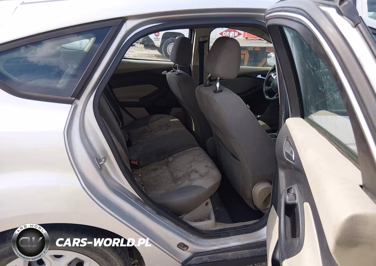 2012 Ford Focus Se VIN:1FAHP3K27CL313067 - 8