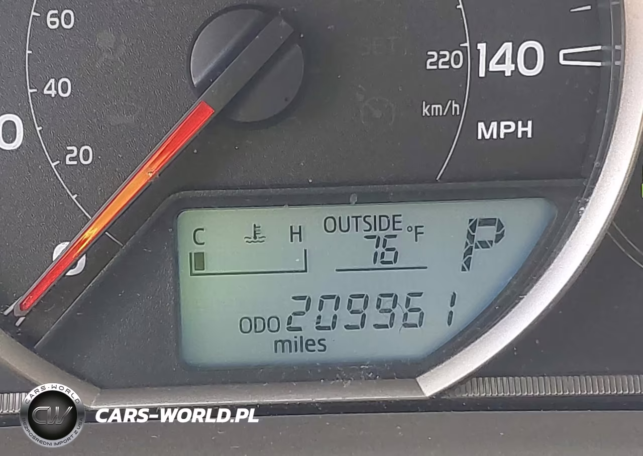 2015 Toyota Rav4 Le VIN:JTMBFREV3FJ035795 - 16